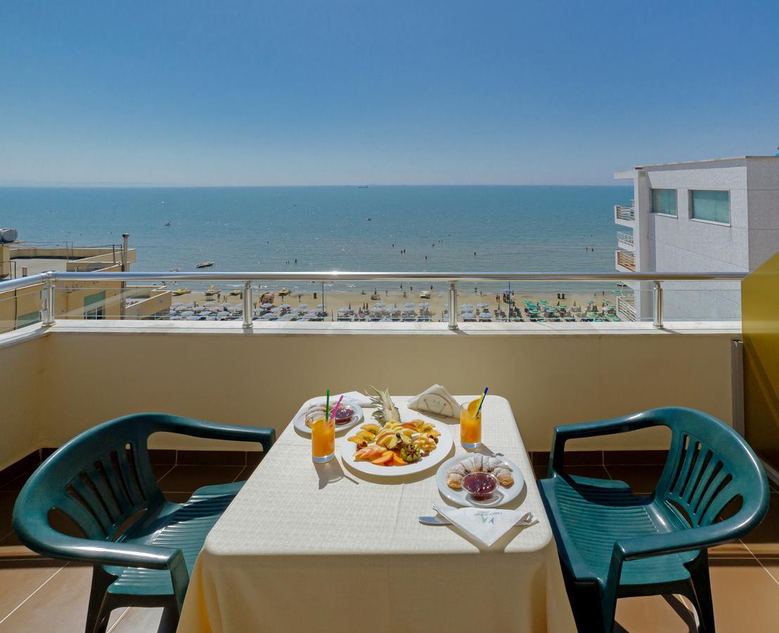 Sun Hotel Durrës Exterior foto